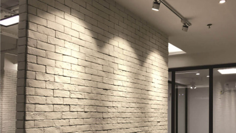 1-phase track lighting pros and cons